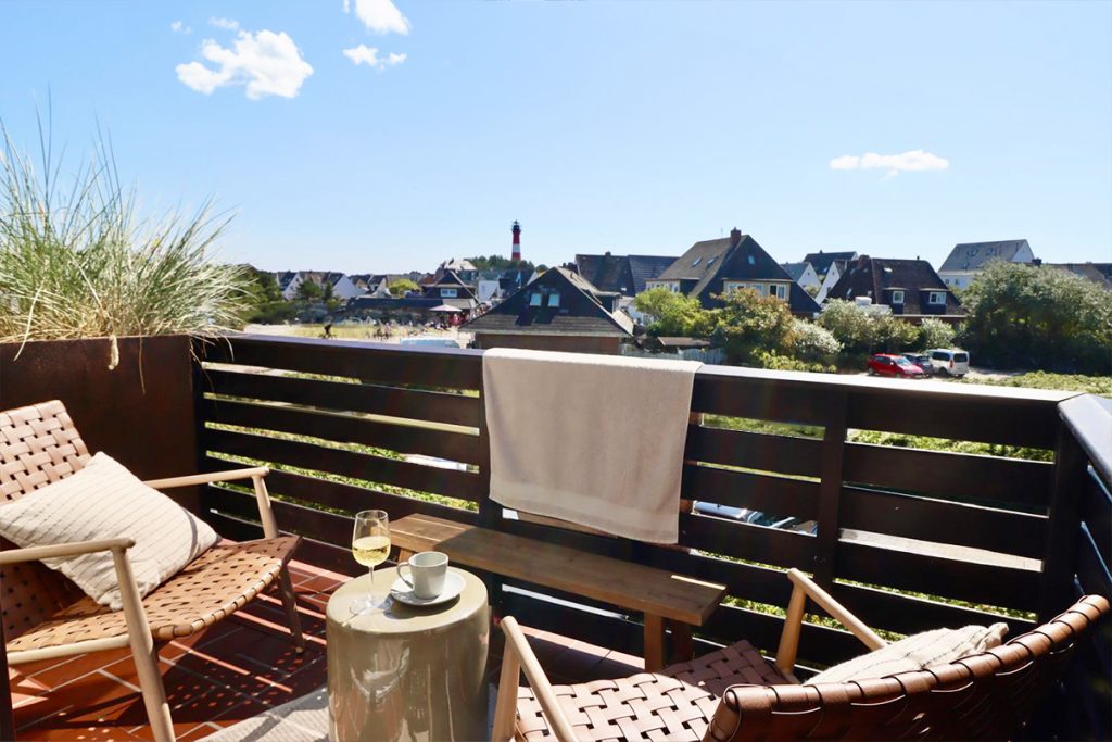 17 Der Sonnige Balkon mit Leuchtturmblick 4